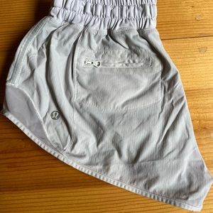 Lululemon “Hotty Hot Shorts 2.5”